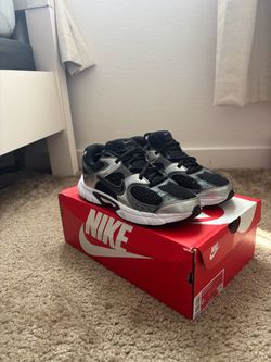 Nike v5 RnR shoes