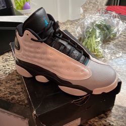 Jordan 13 Retro Barons Hologram