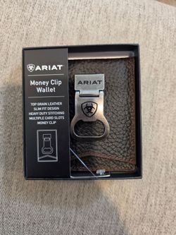 New Ariat Wallet with money clip