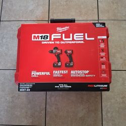 MILWAUKEE M18 FUEL DRILL SET 