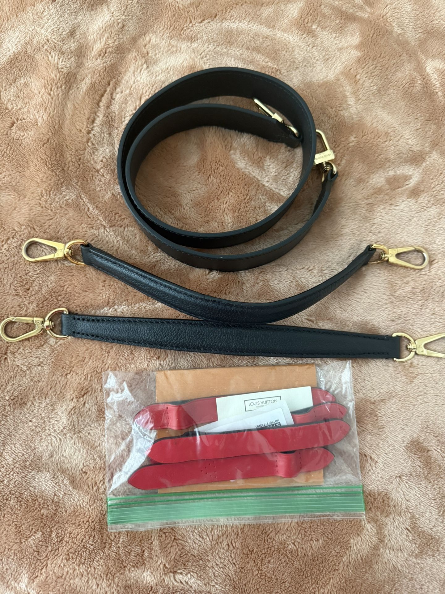 Louis Vuitton Straps 100% authentic