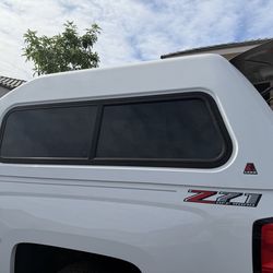 Leer Truck Camper Shell