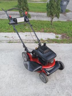 Snapper commercial self propel gas lawnmower $450 firm!!