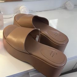 simple brown wedges size 7