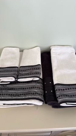 Decorative bath towels