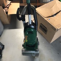 CleanMax Nitro commercial vacuum