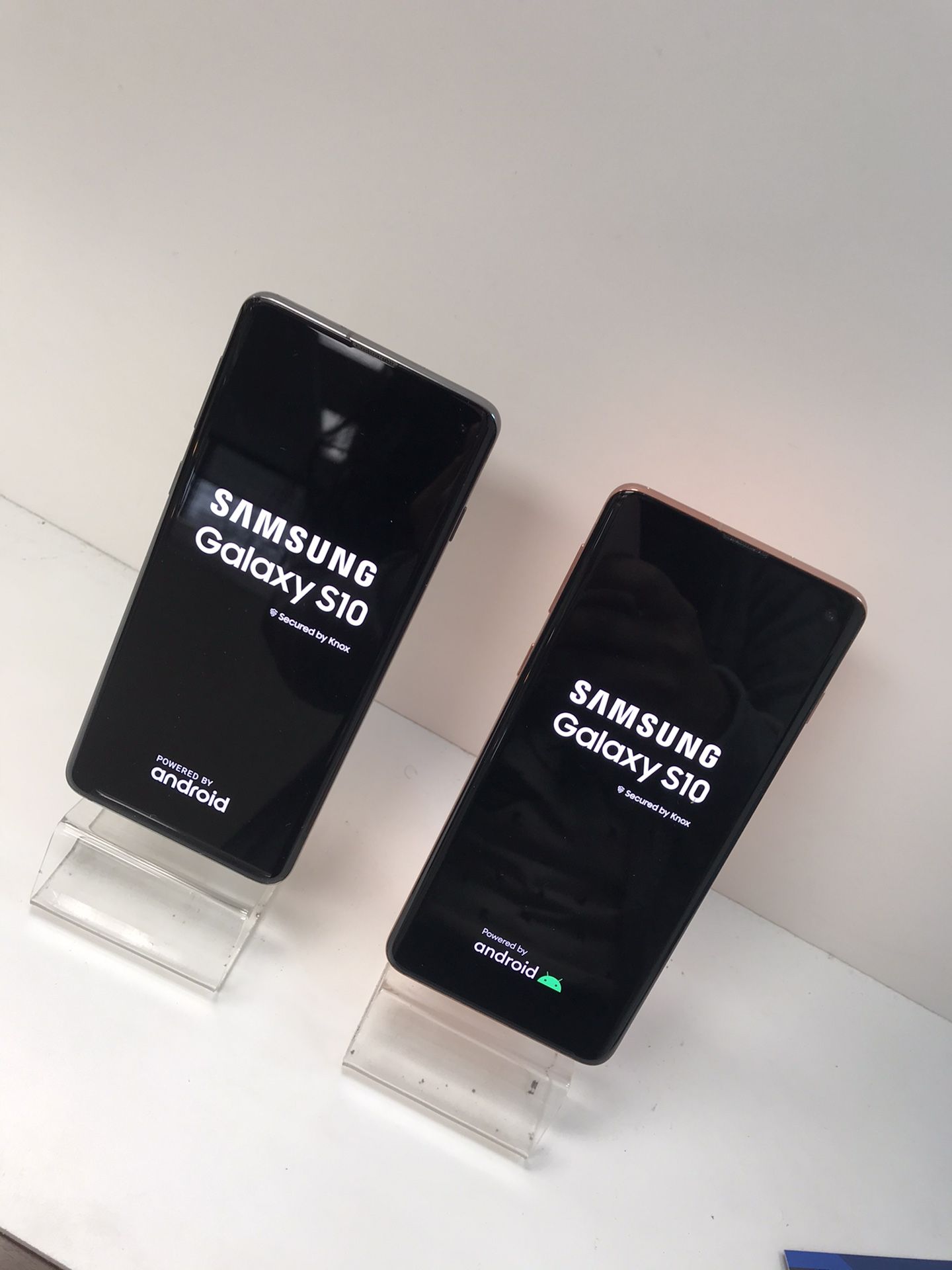 SAMSUNG GALAXY S10 EXCELLENT CONDITION UNLOCK WITH FREE ACTIVATION