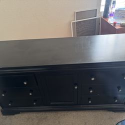 Black dresser
