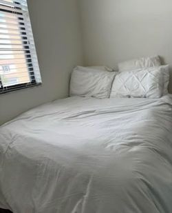Full-Sized Bed: Pillow Top Mattress, Box Spring & Frame