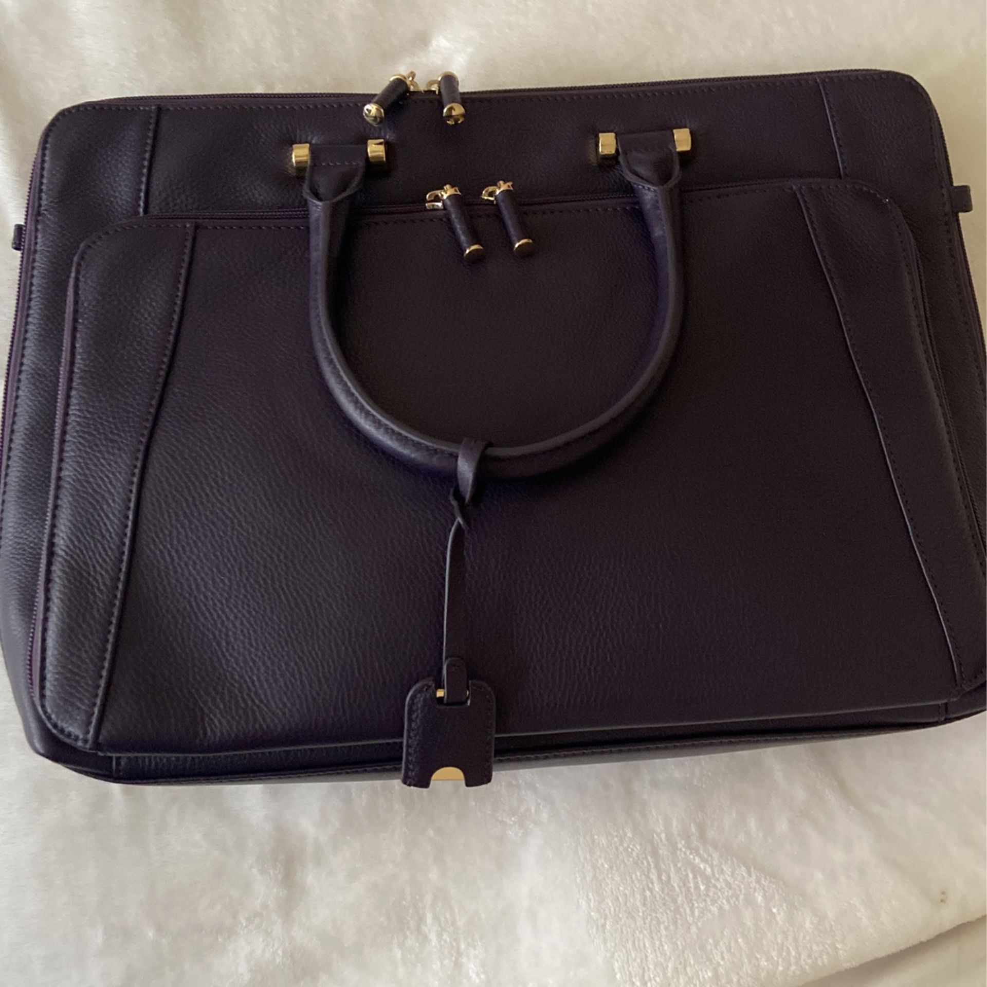 LEVENGER Briefcase