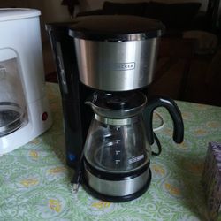 Two Coffee Pots Works Good 1 Pressure Pot All For $15