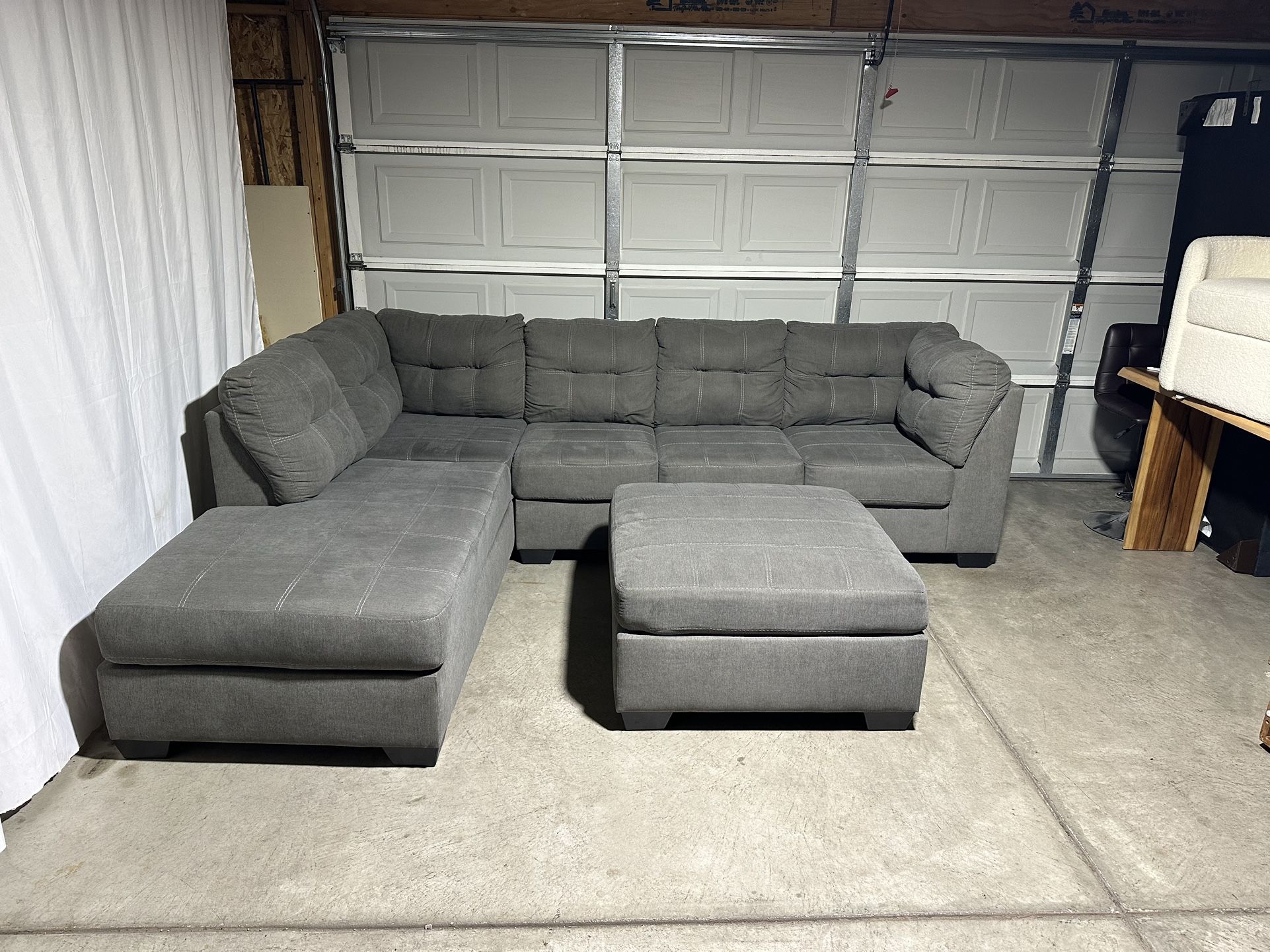 Sectional Couch with Ottoman *Free Delivery*