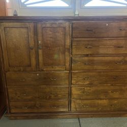 Dresser With Extra Storage