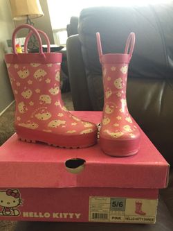 Shoes 5/6 toddler