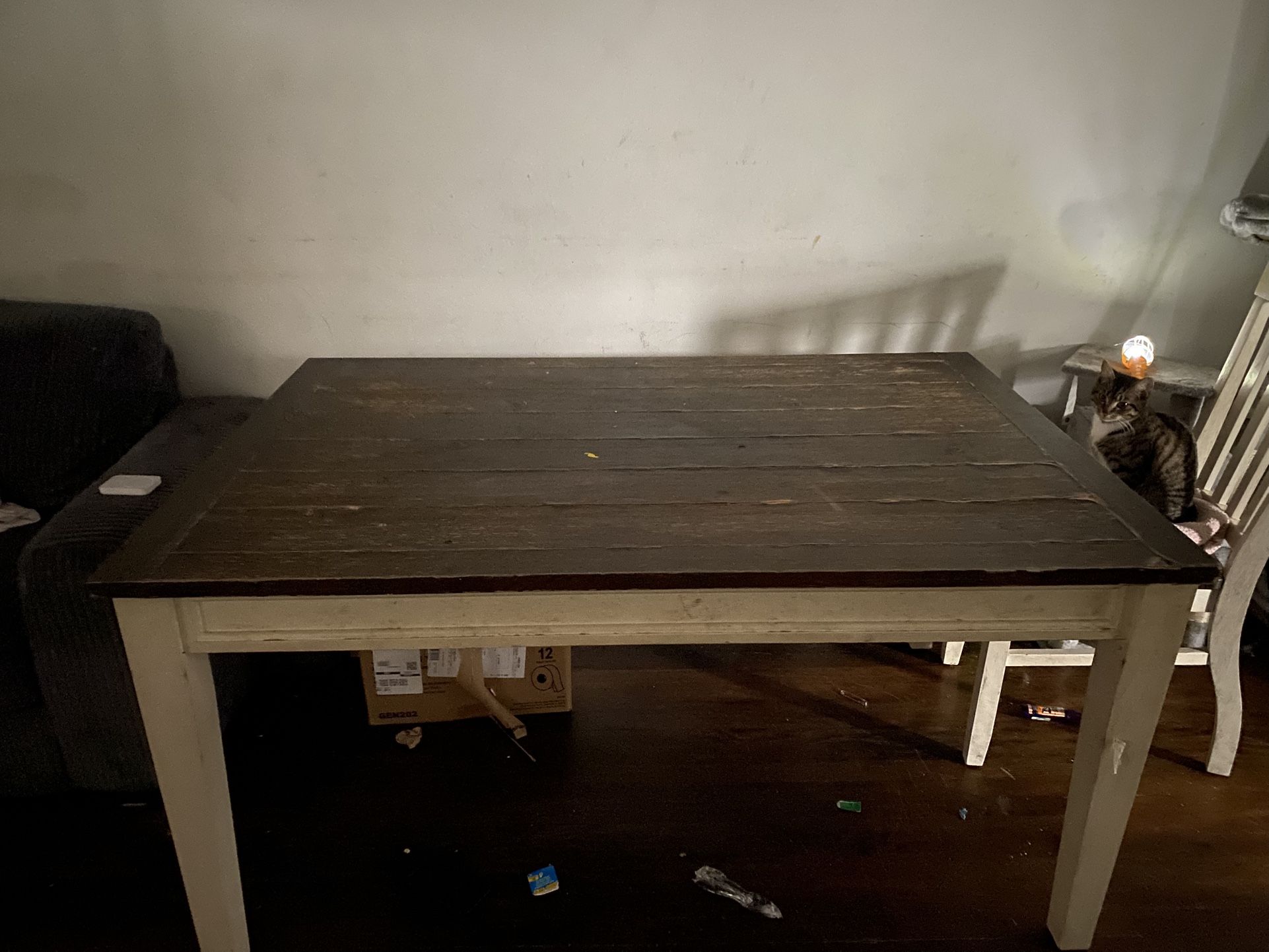 Table Must Go Today Pickup Only