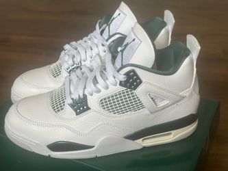 Jordan 4 “Oxidized Green” Size 9