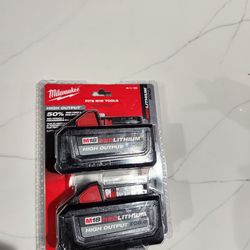 Milwaukee battery 6.0 high output brand new from store