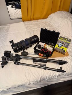 Celestron Newtonian Telescope 114EQ Premium Bundle