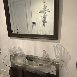 Table and wall mirror set