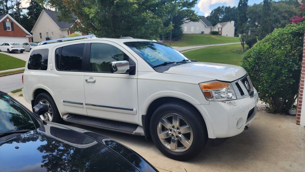 2013 Nissan Armada