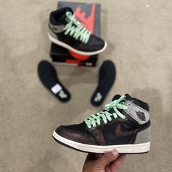 Air Jordan 1 High OG Patina Size 8M