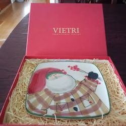 Vietri ( Irresistibly Italian) Santa Christmas Dish