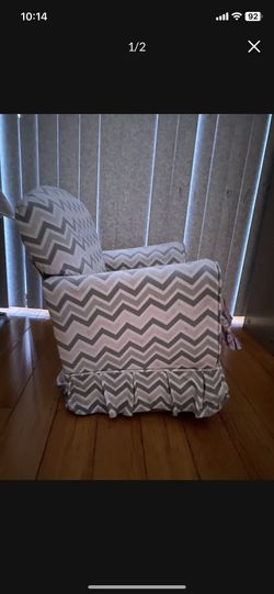 Kids Rocking Chair $25