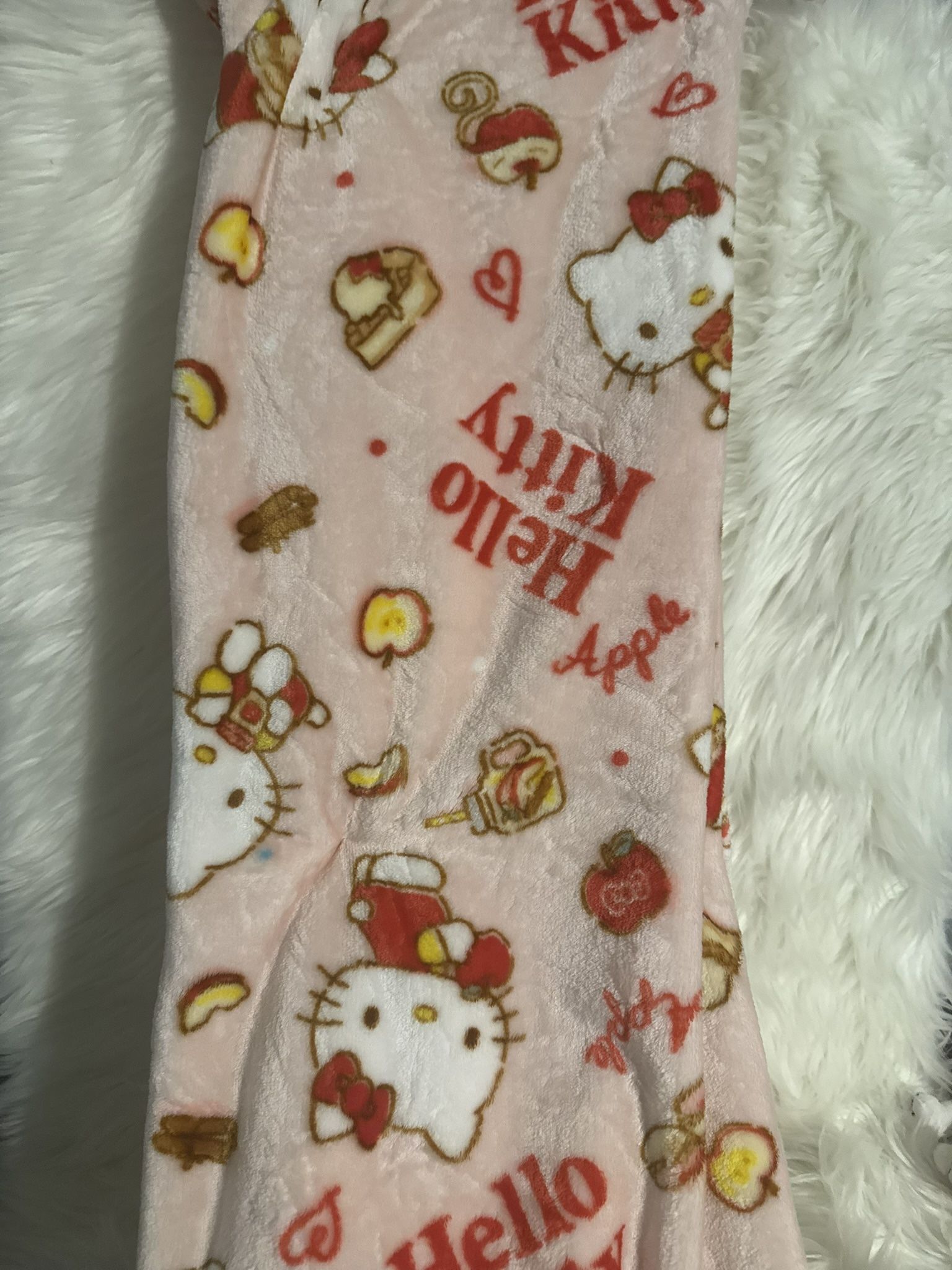 Hello Kitty Blanket