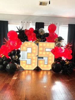 Marquee Numbers 