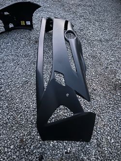 Toyota prius 2016 and 2017 and 2018 front bumper