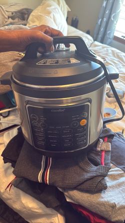 COMFEE’ 6-Quart Electric Pressure Cooker / Multi-Cooker