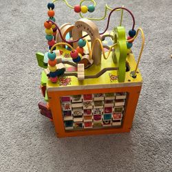 Zany Zoo Activity Cube 