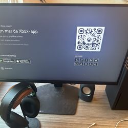 Xbox Series X with Samsung Monitor, Headset and Controller 