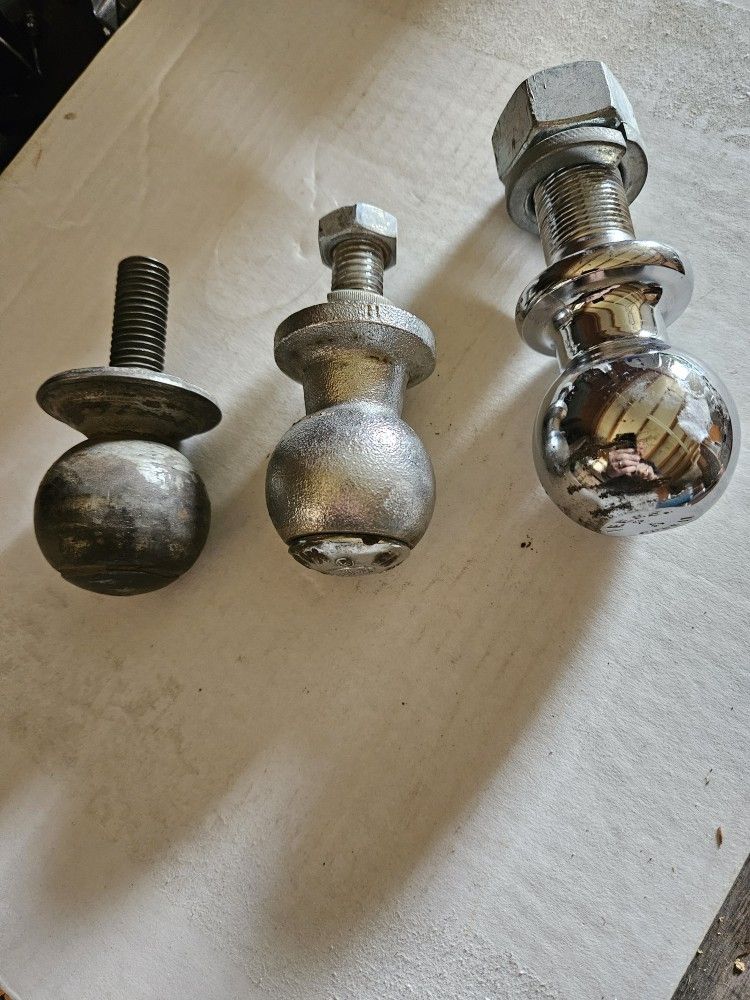 2" Ball Hitches