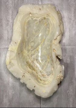 Onyx Bowl Centerpiece