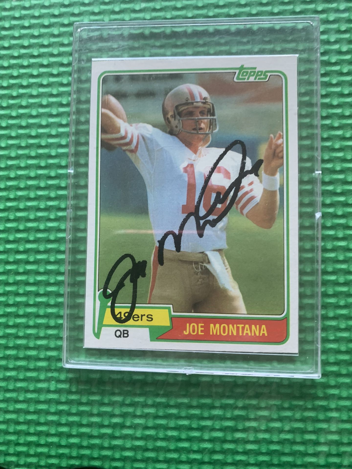 Joe Montana Autographed Rookie Card