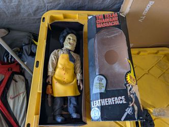 RARE -1999  Texas Chainsaw Massacre Leatherface RIP Horror Collector Series 18'' Doll