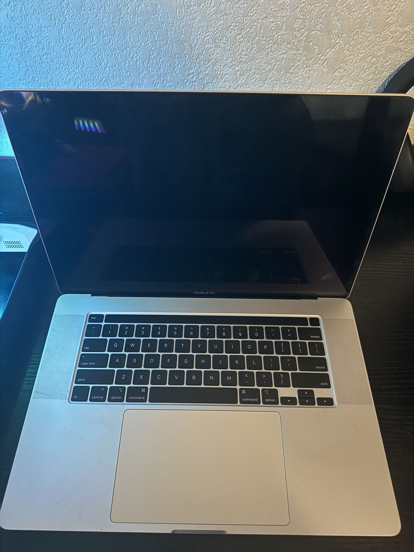 2020 MacBook Pro 16inch 1TB