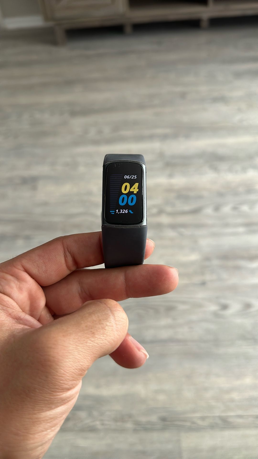 Fitbit Charge 5 + Charger (Used)
