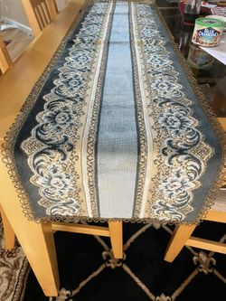 Stunning Table Runner 