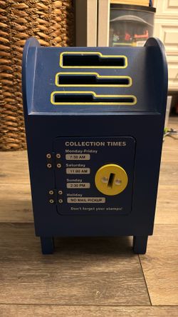 Melissa And Doug Wooden Mailbox