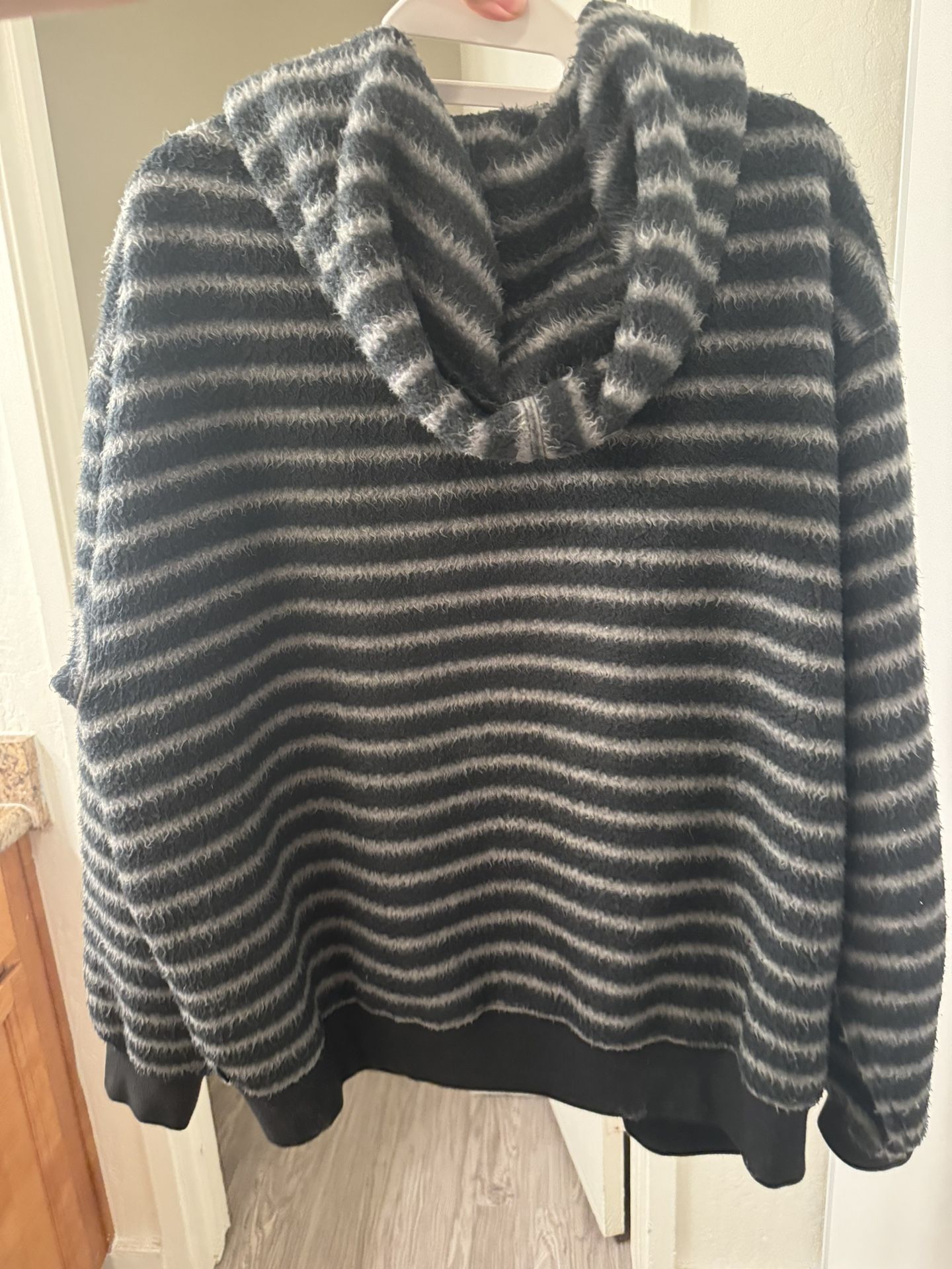 Supreme Brushed Zip Up Hooded Sweatshirt (L)