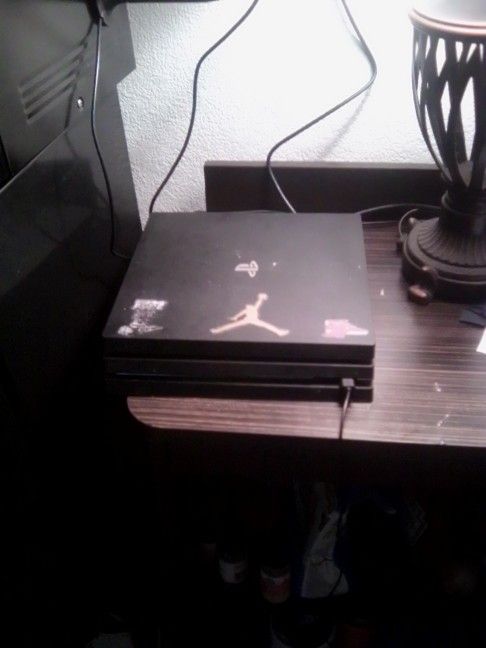PlayStation 4 $150 BO 