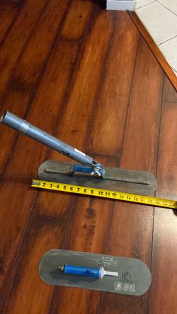 18” trowel with handle