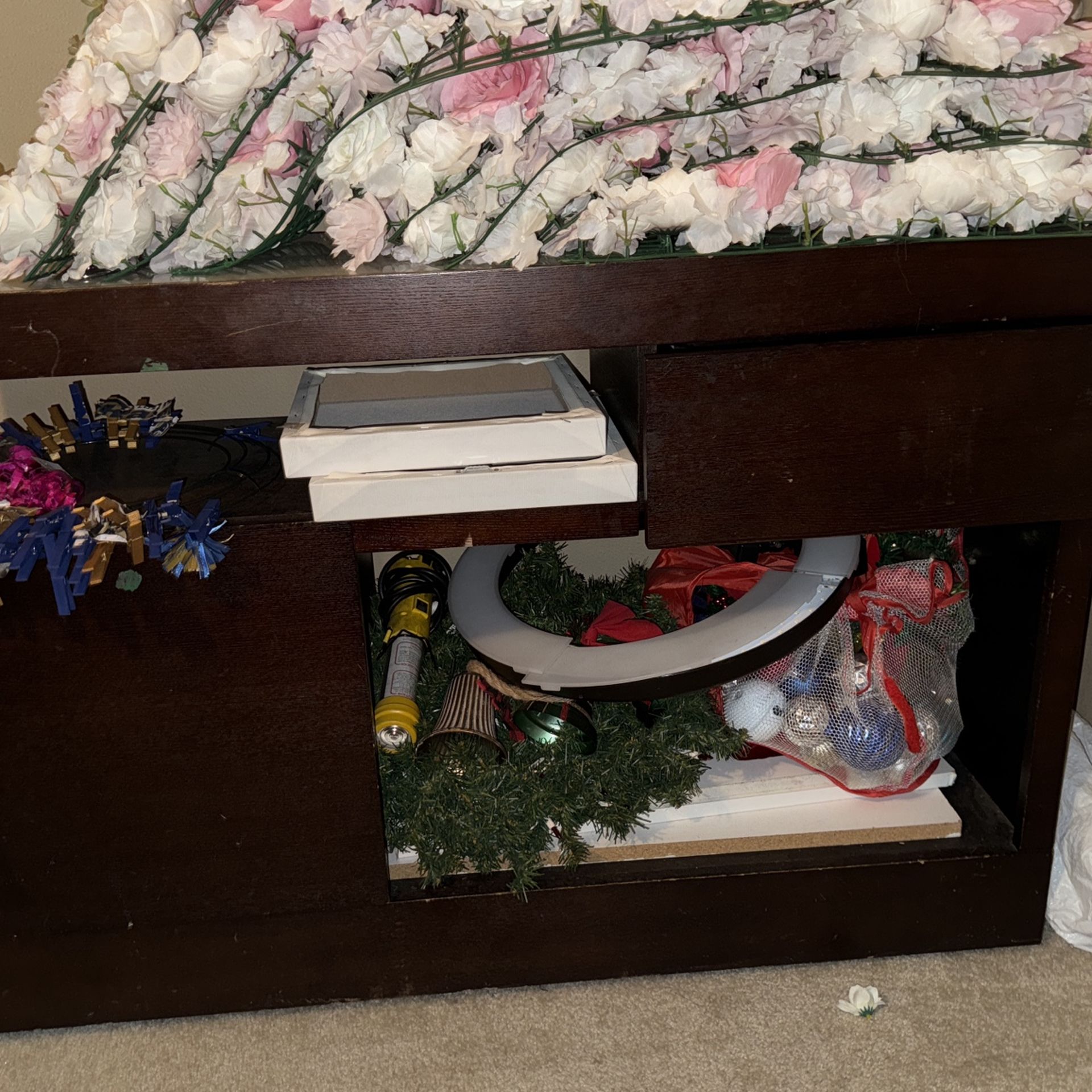Tv Stand FREE FREE 