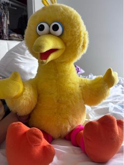 🐥 Vintage Big Bird Plush – Large Sesame Street Stuffed Animal 💲$25 OBO