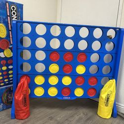 HASBRO GIANT CONNECT4 From Costco 