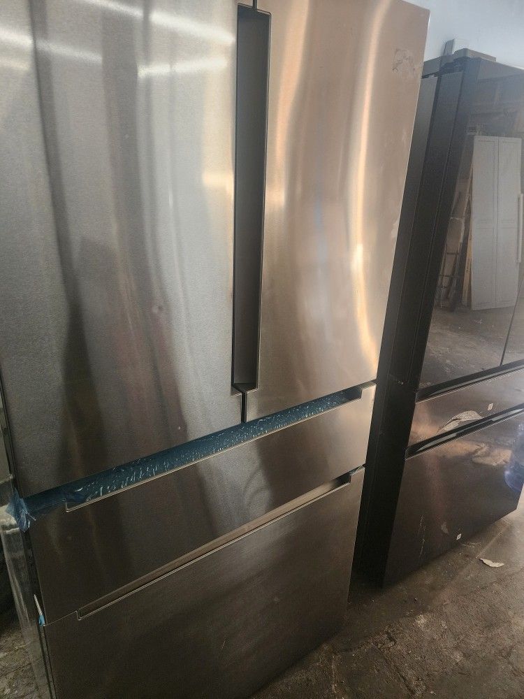Bosch Refrigerator 3 Door Stainless Steel Counter