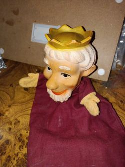 Mr Rogers Neighborhood King Puppet 70s 