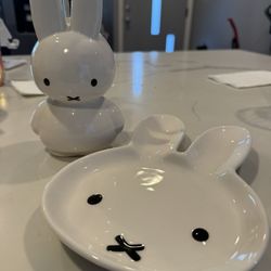 Miffy Ceramic Soap Dispenser & Tray (pillowfort x miffy) 